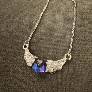 Necklace with a Blue Square Crystal and Small Diamonds
